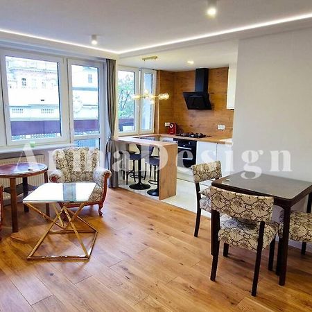 Arma Design Apartment 2 Bedrooms ワルシャワ エクステリア 写真