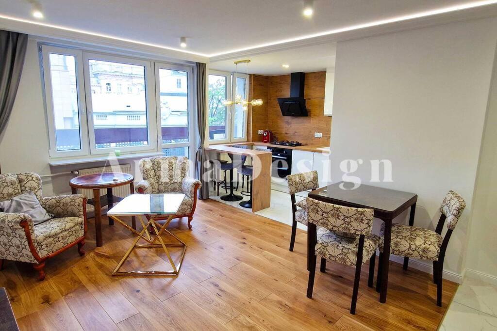 Arma Design Apartment 2 Bedrooms ワルシャワ エクステリア 写真